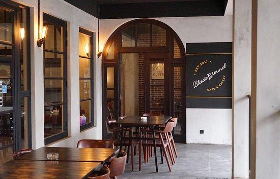 Black Ground Cafe and Eatery